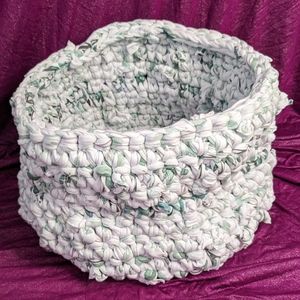 Recycled white and green fabric basket